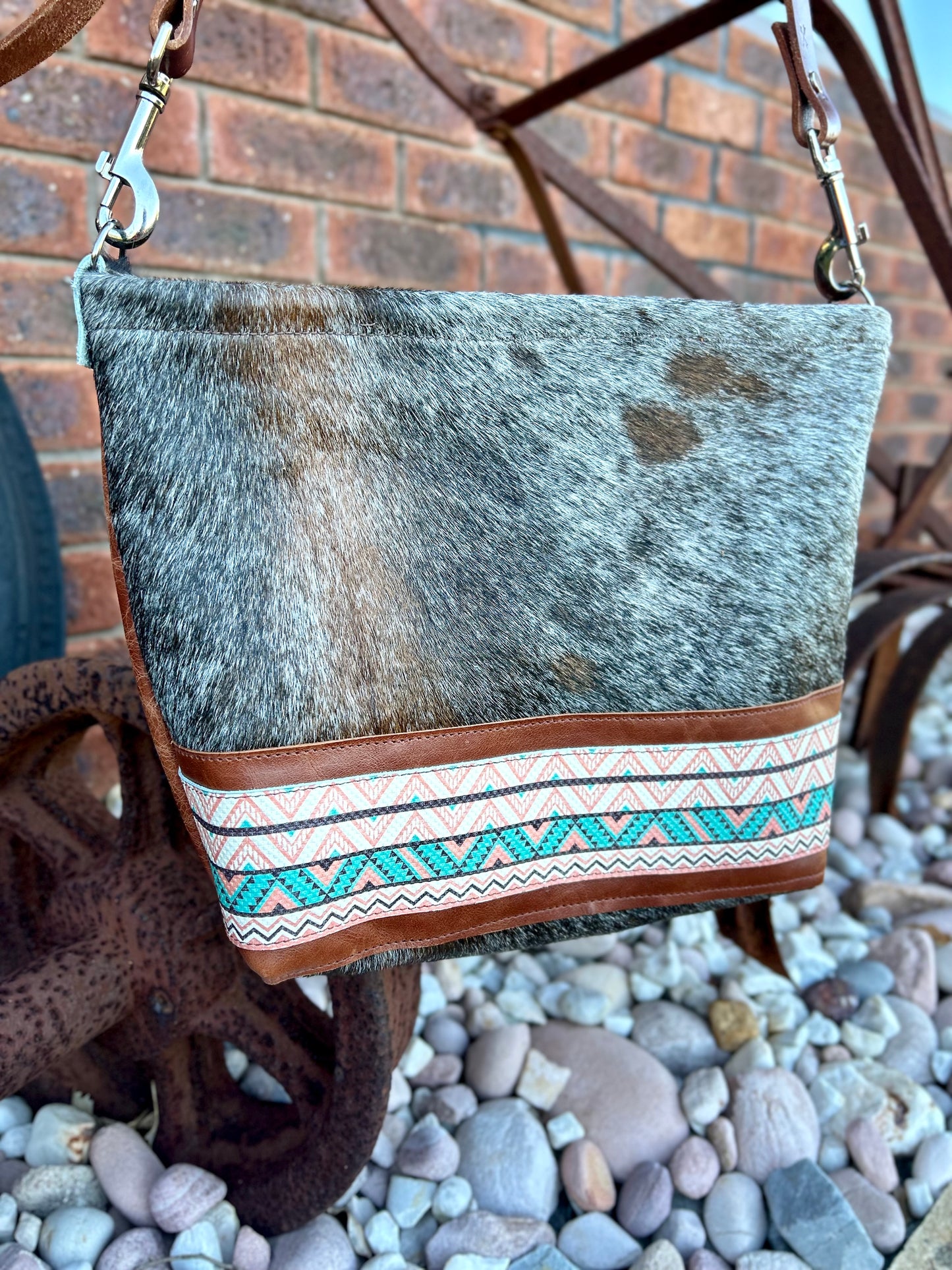 Arrow Handbag 004
