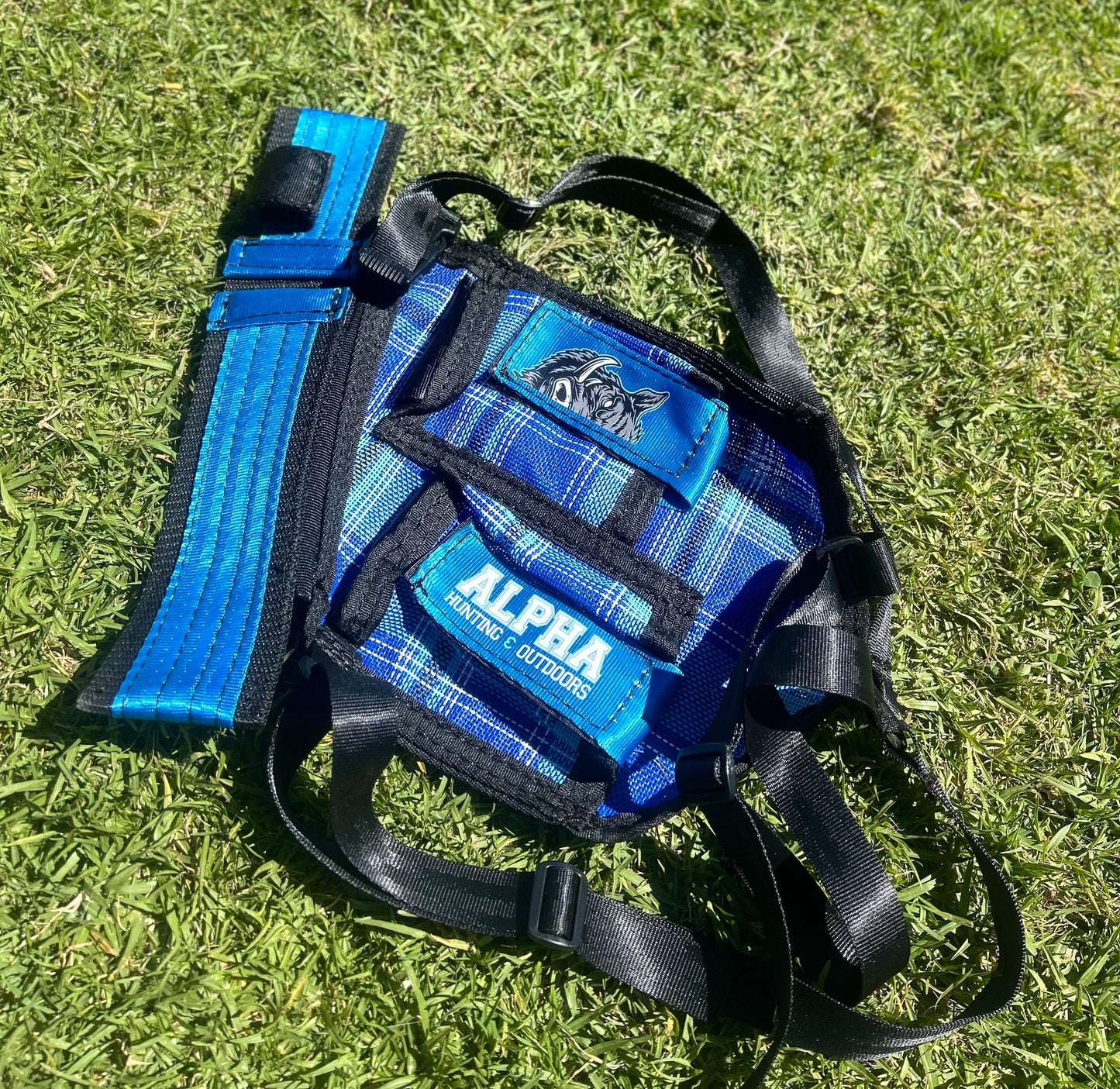 Alpha Duel UHF Holster with Knife Sheath