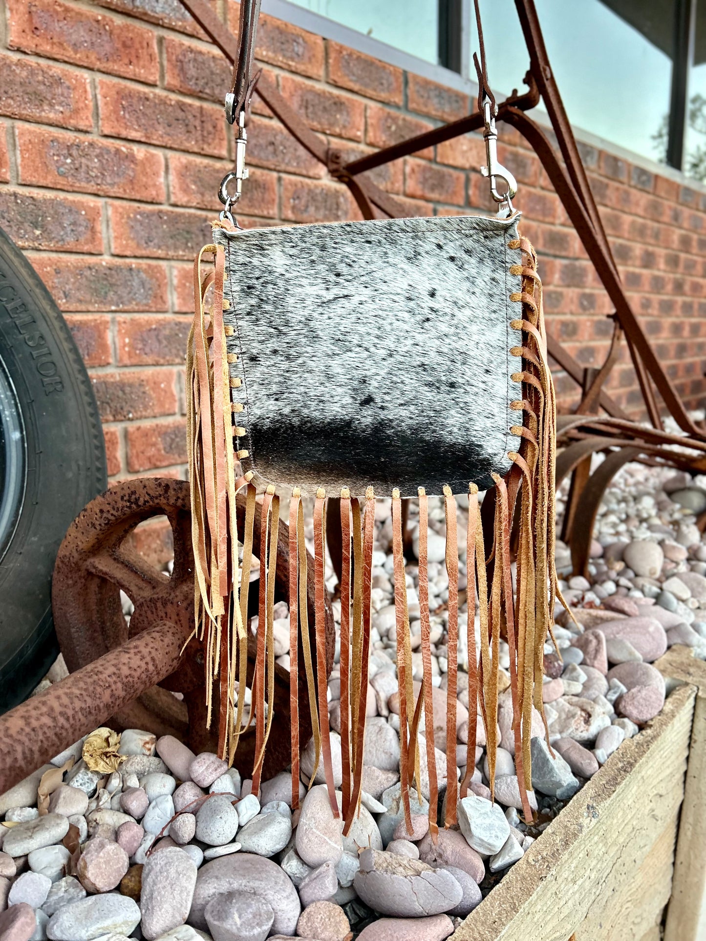 Tepee Handbag 027