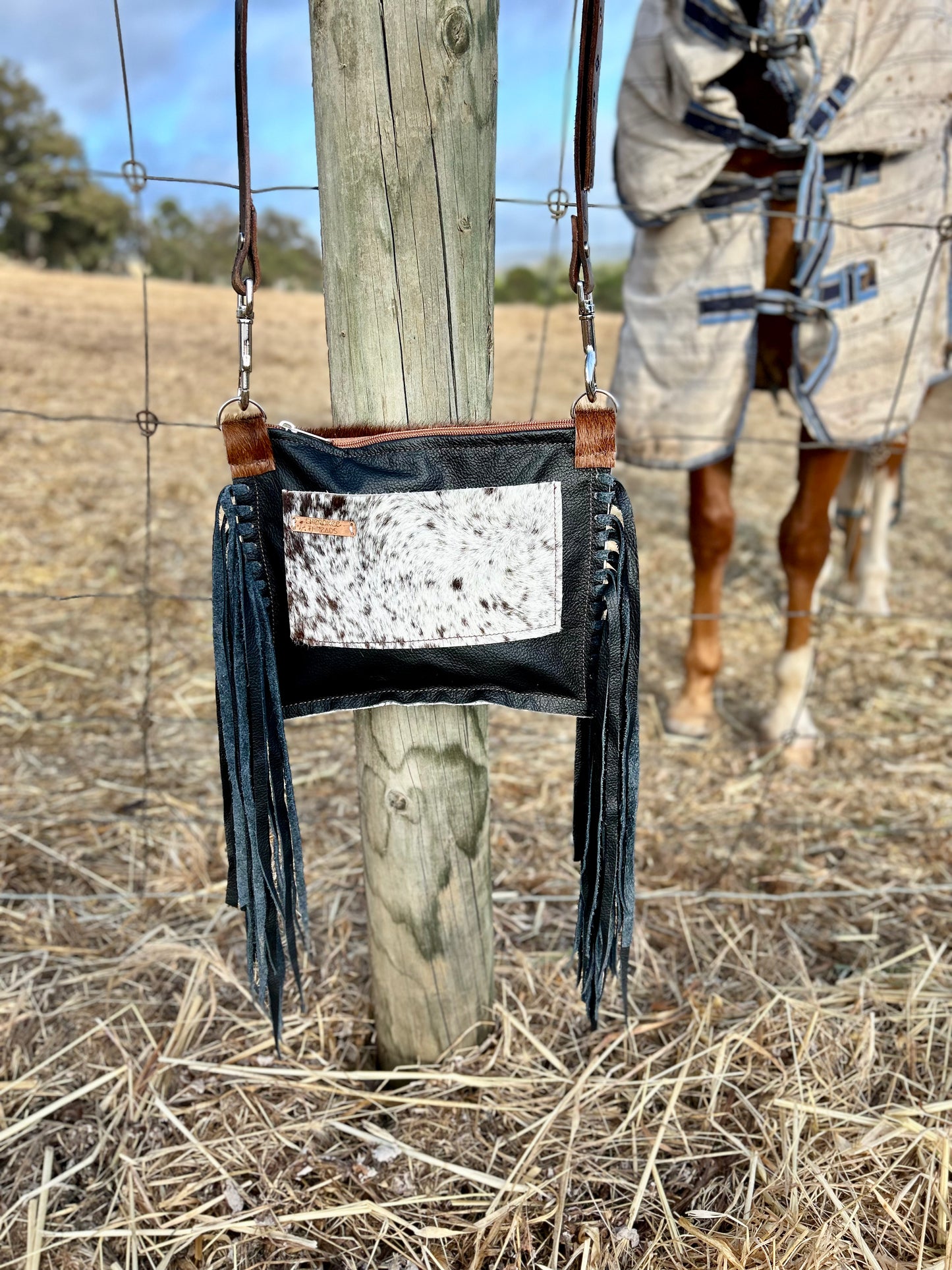 Lightning handbag 007