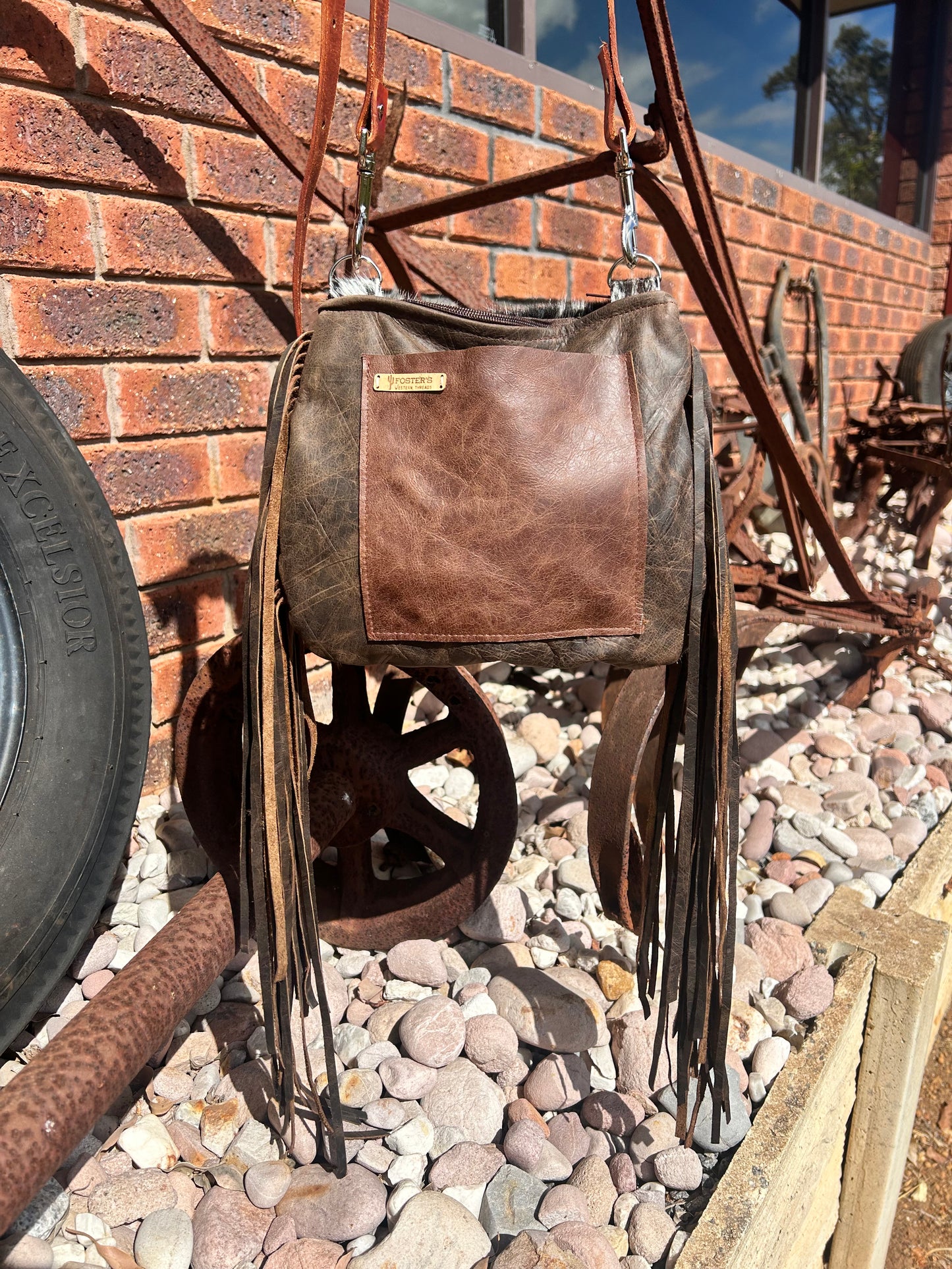 Buckle handbag 001