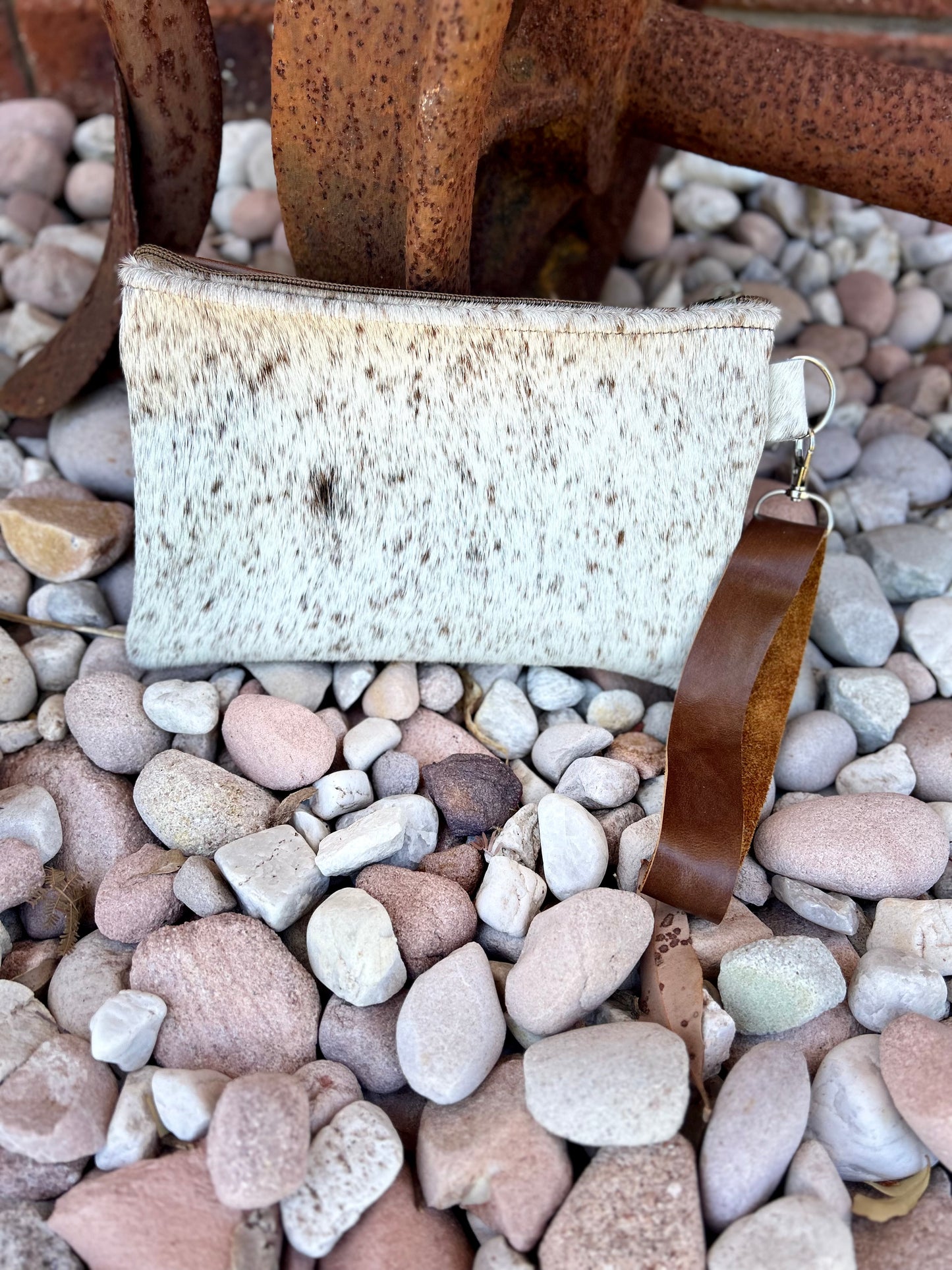 Bear Track Clutch 068