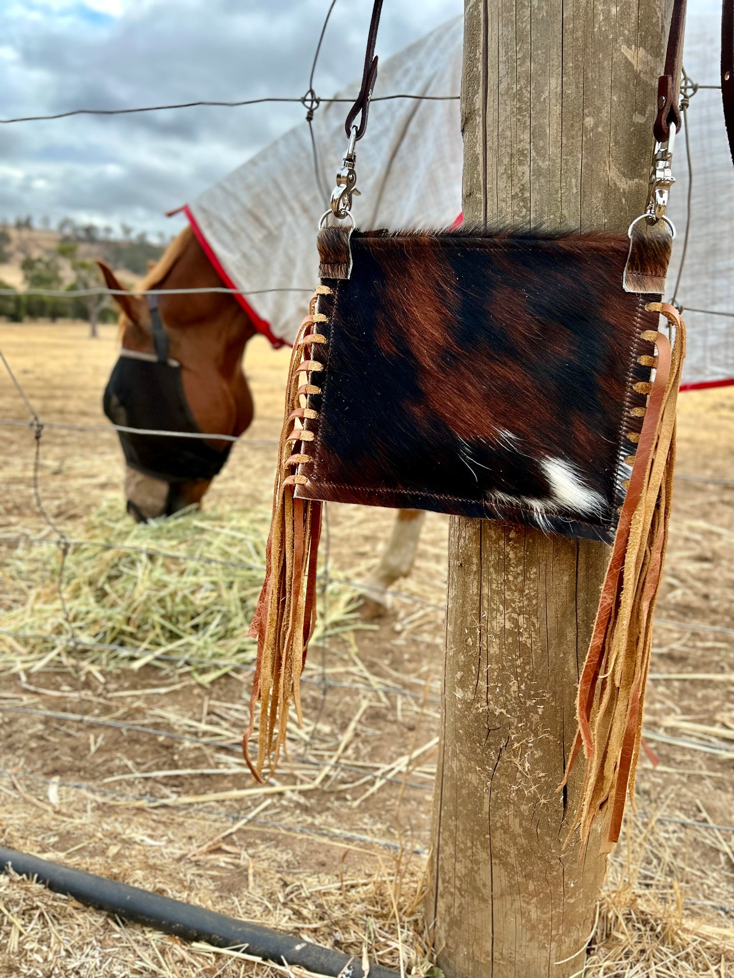 Lightning handbag 037