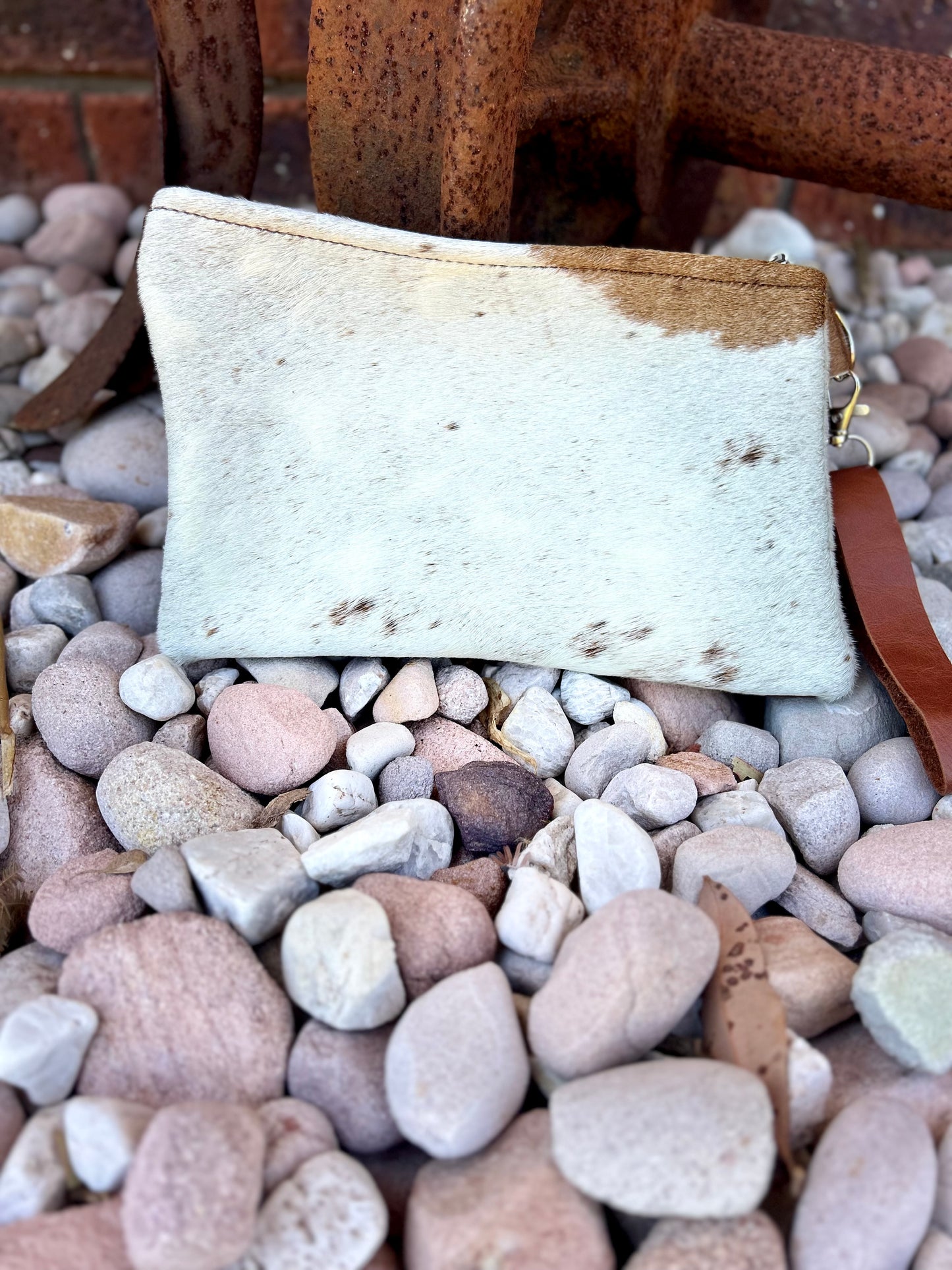 Bear Track Clutch 071