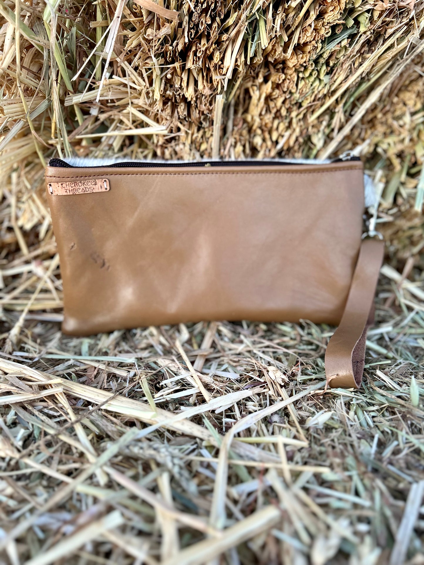 Bear Track Clutch 037