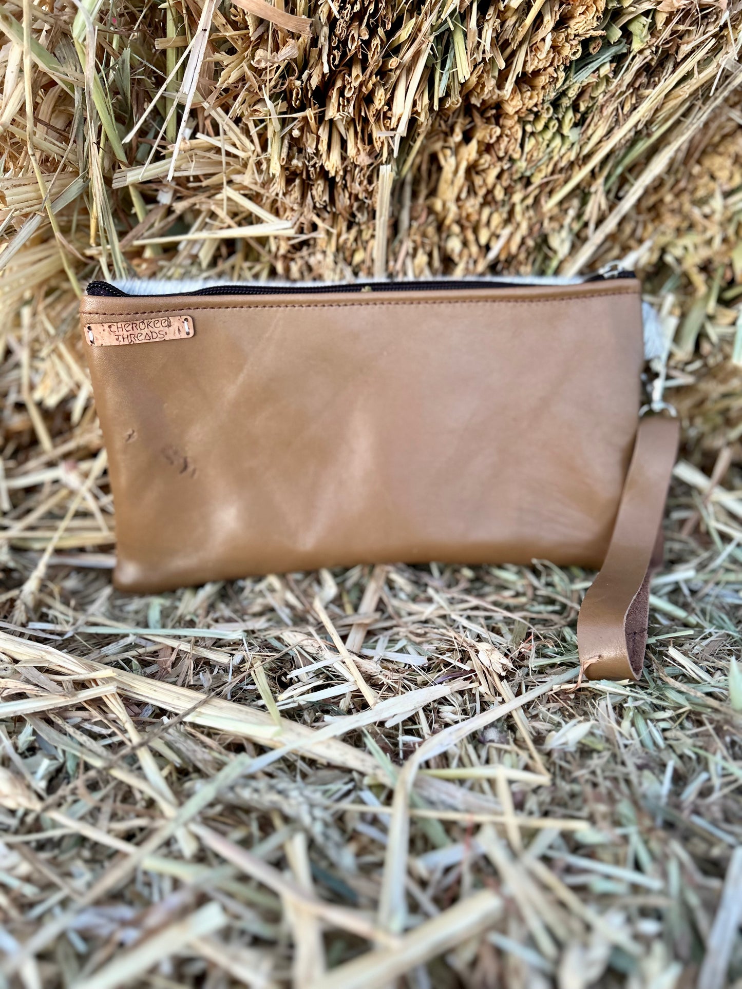 Bear Track Clutch 037