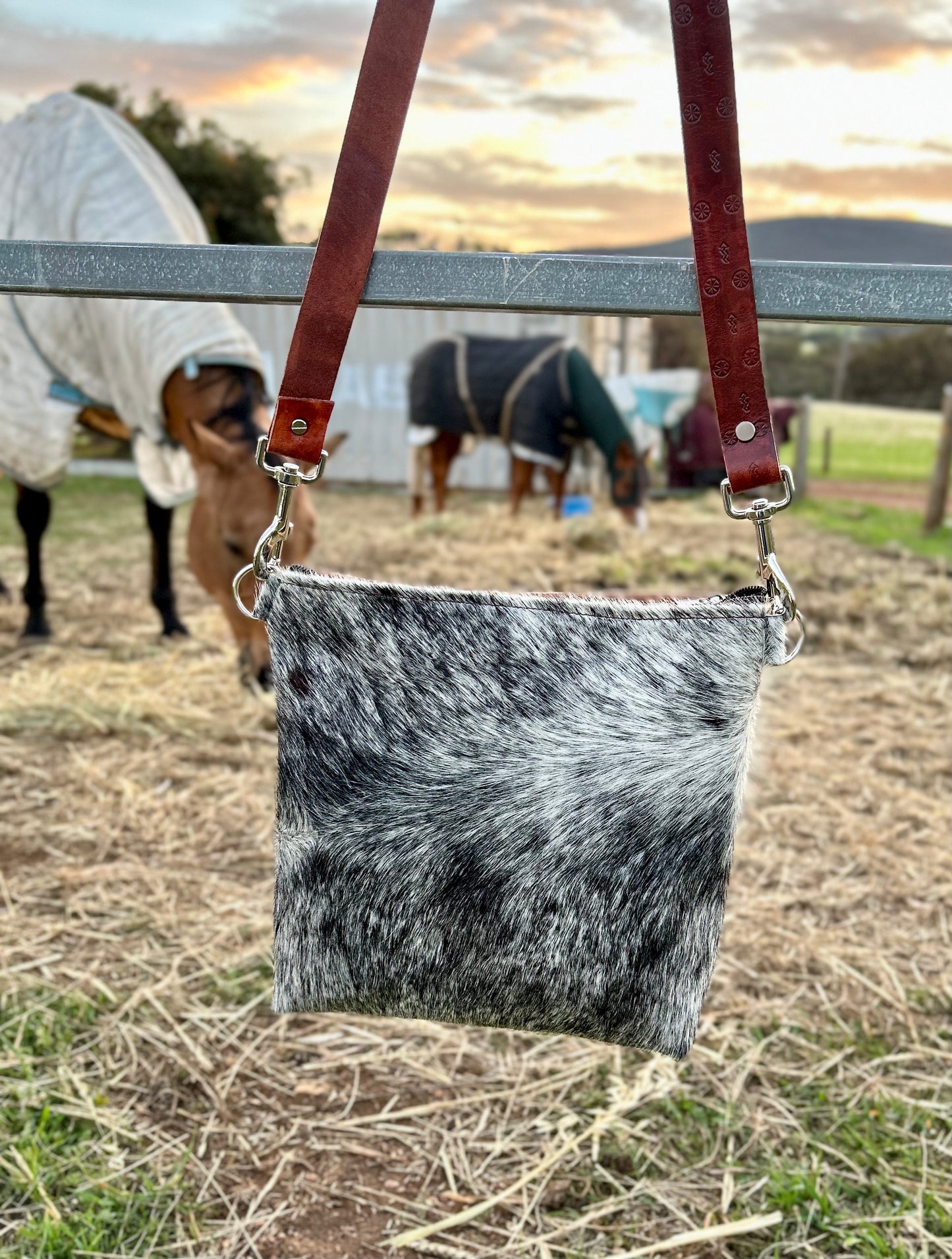 Rain Cloud handbag 042