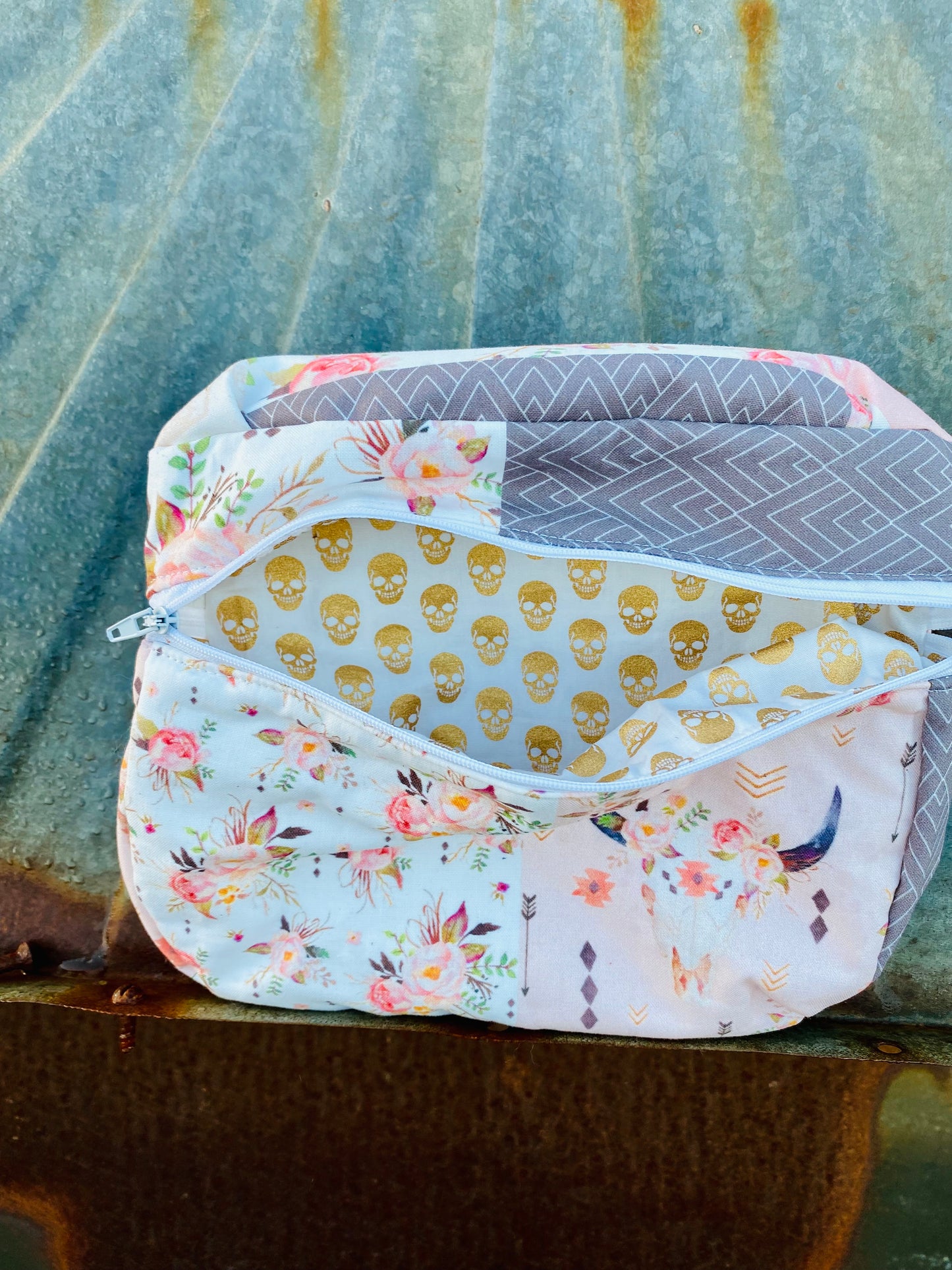 Saddle Sack- Boho Aztec Bison skull flower