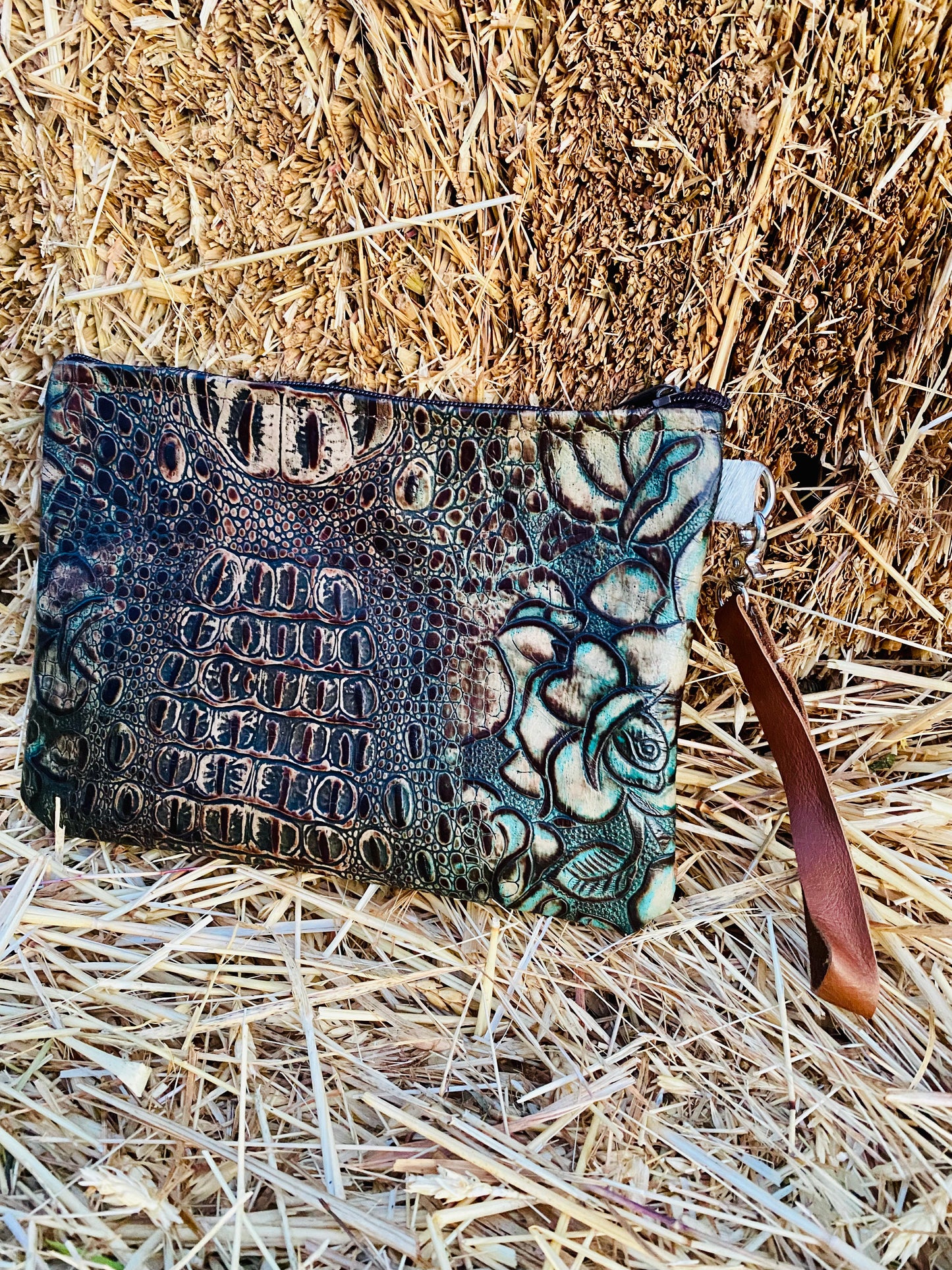 Bear Track Clutch 011