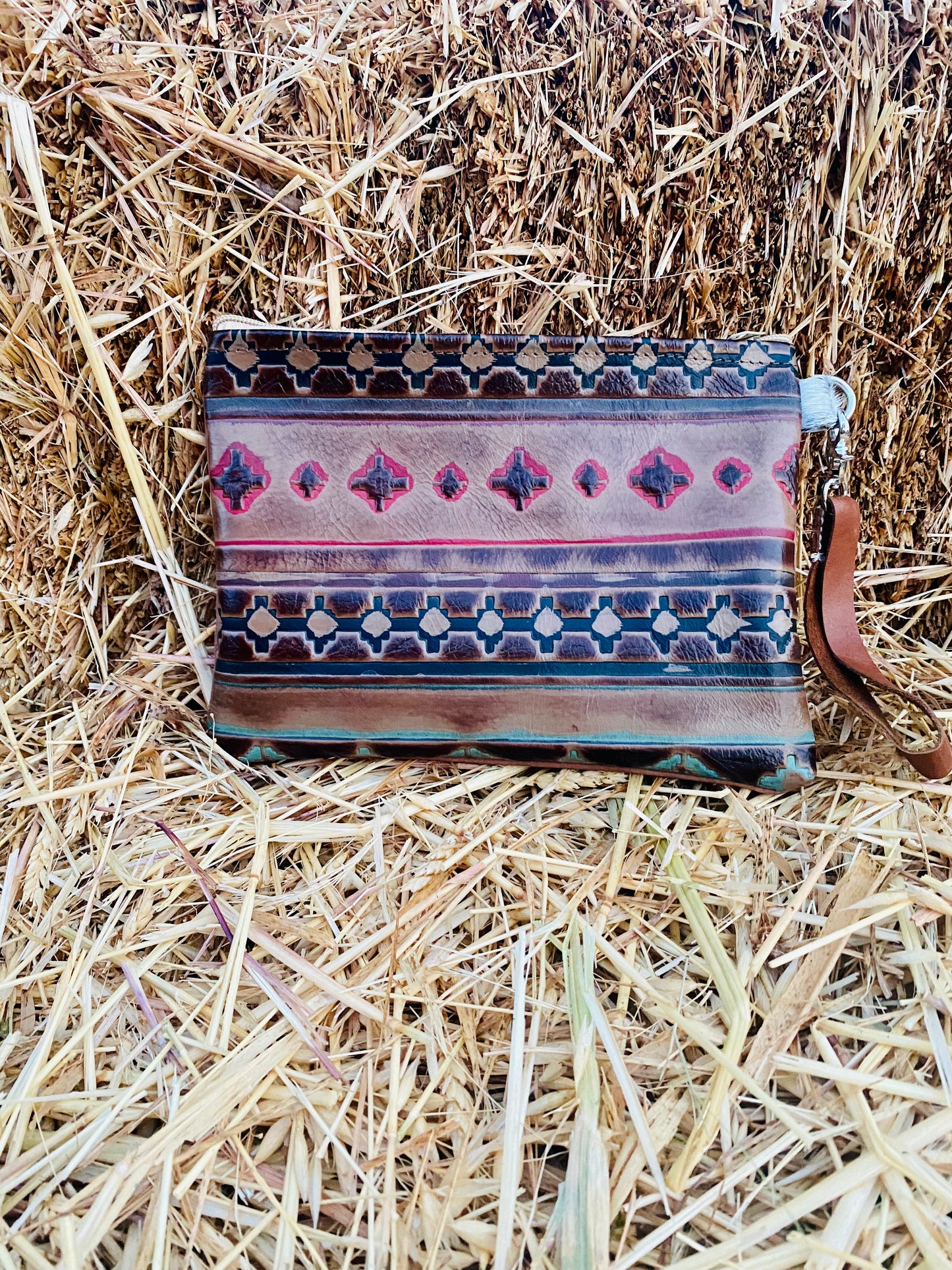 Bear Track Clutch 009