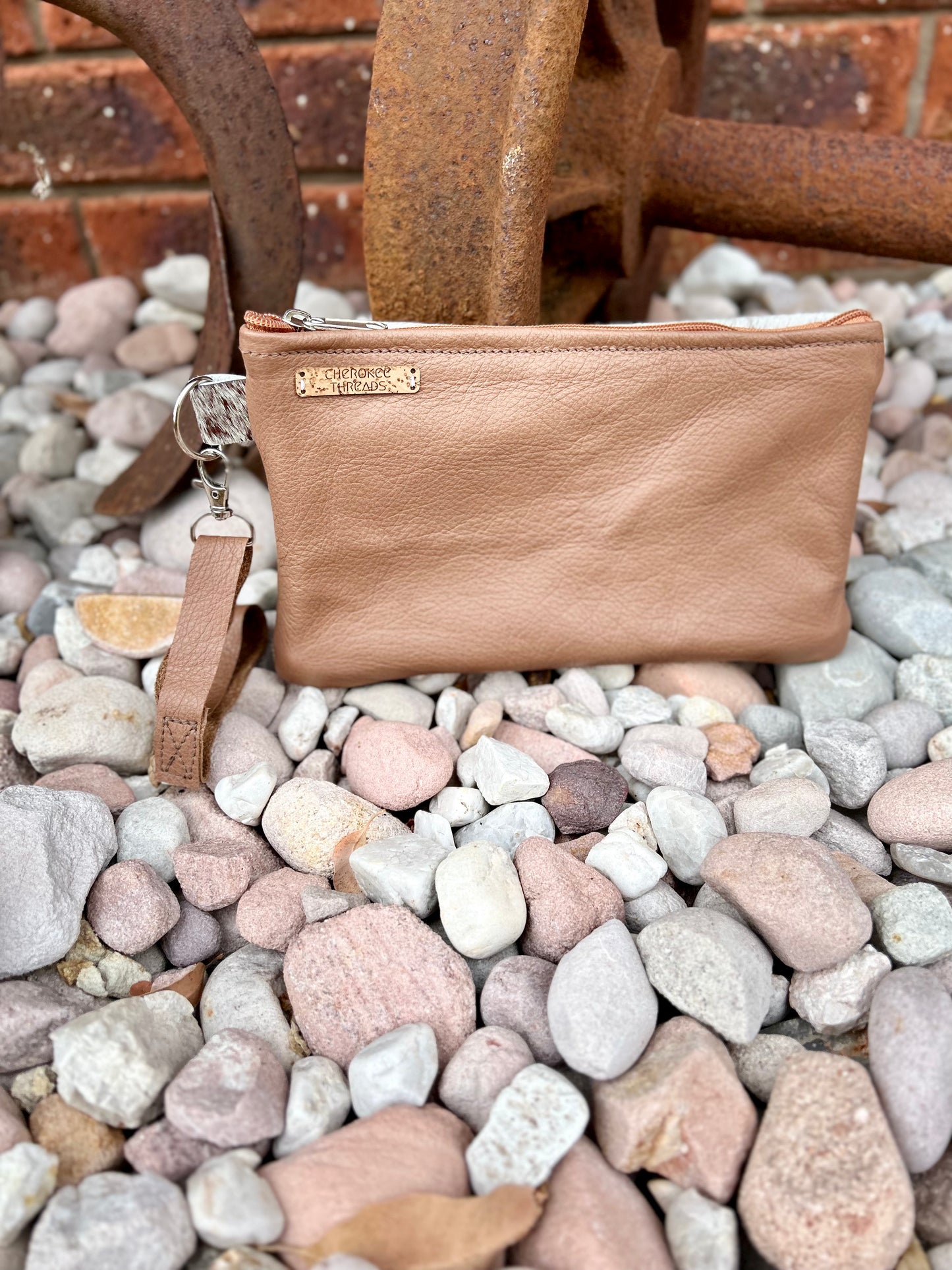 Bear Track Clutch 026