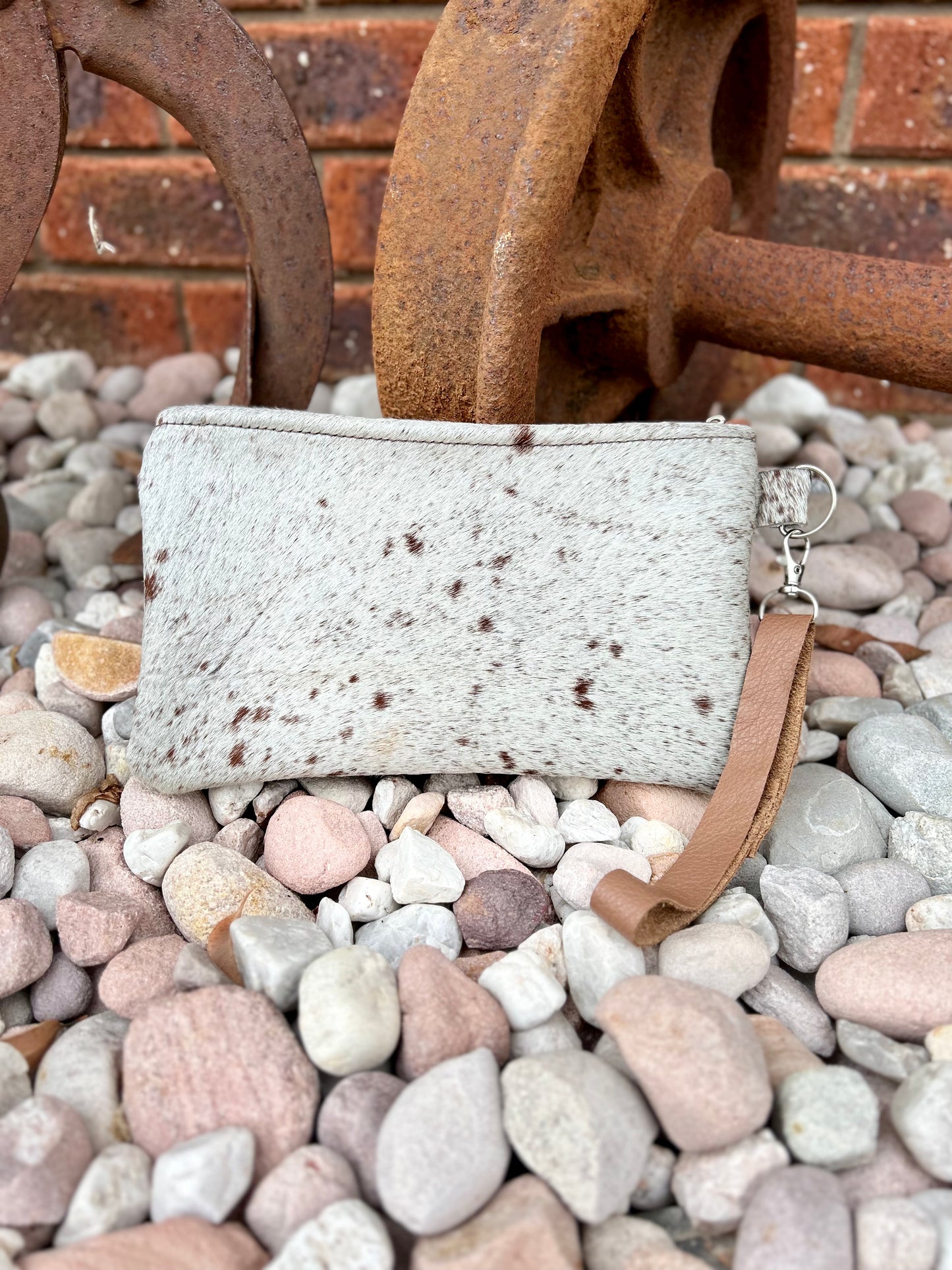 Bear Track Clutch 026
