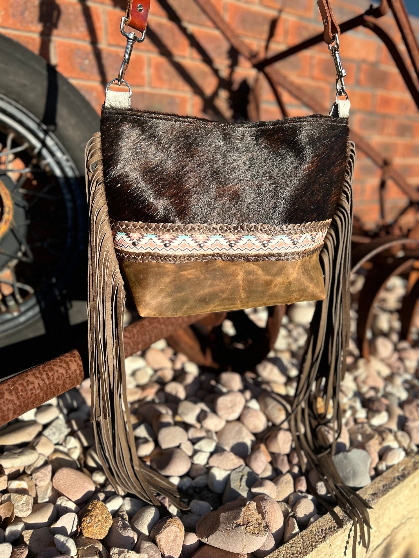 Arrow handbag 030
