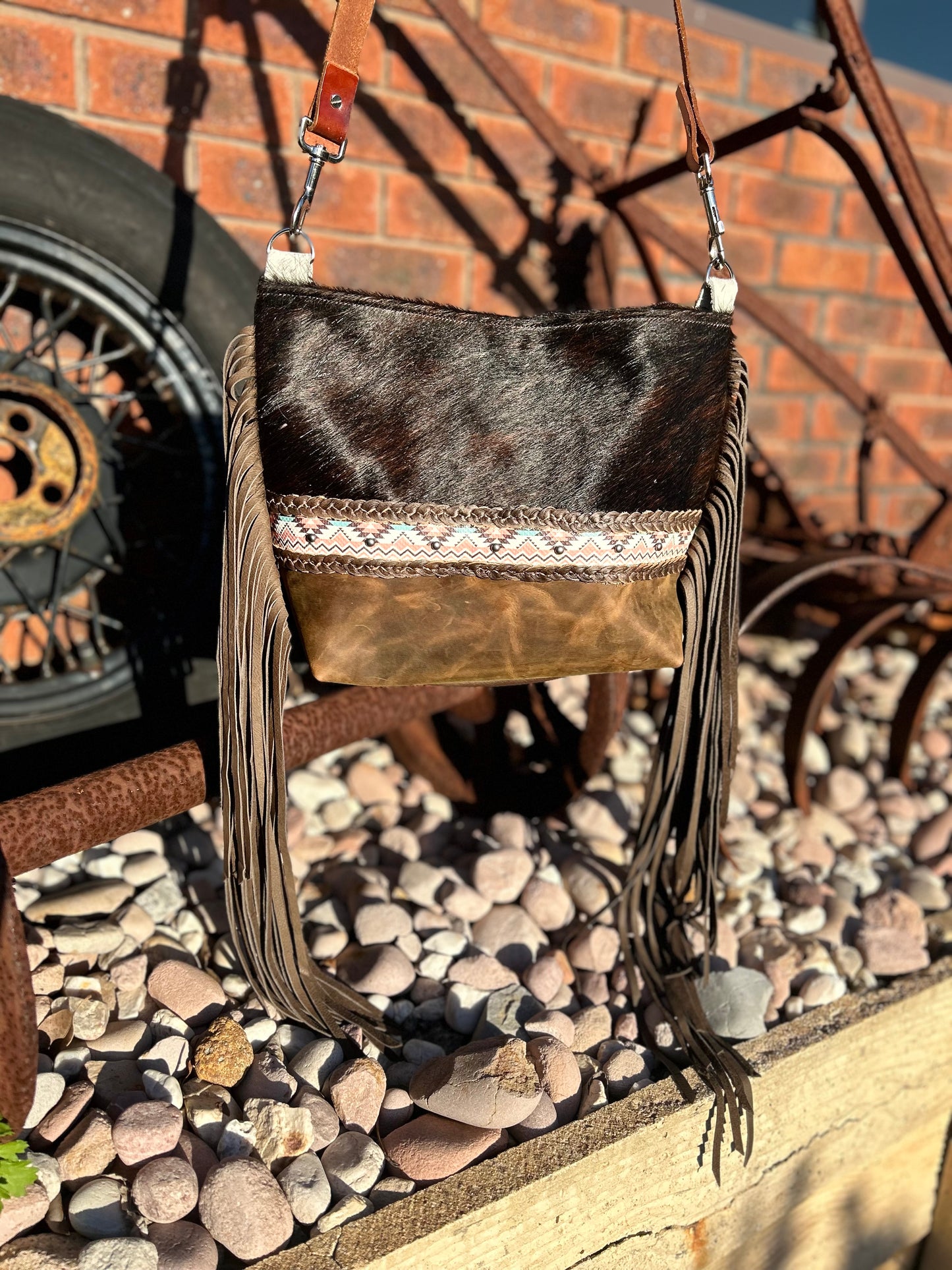 Arrow handbag 030