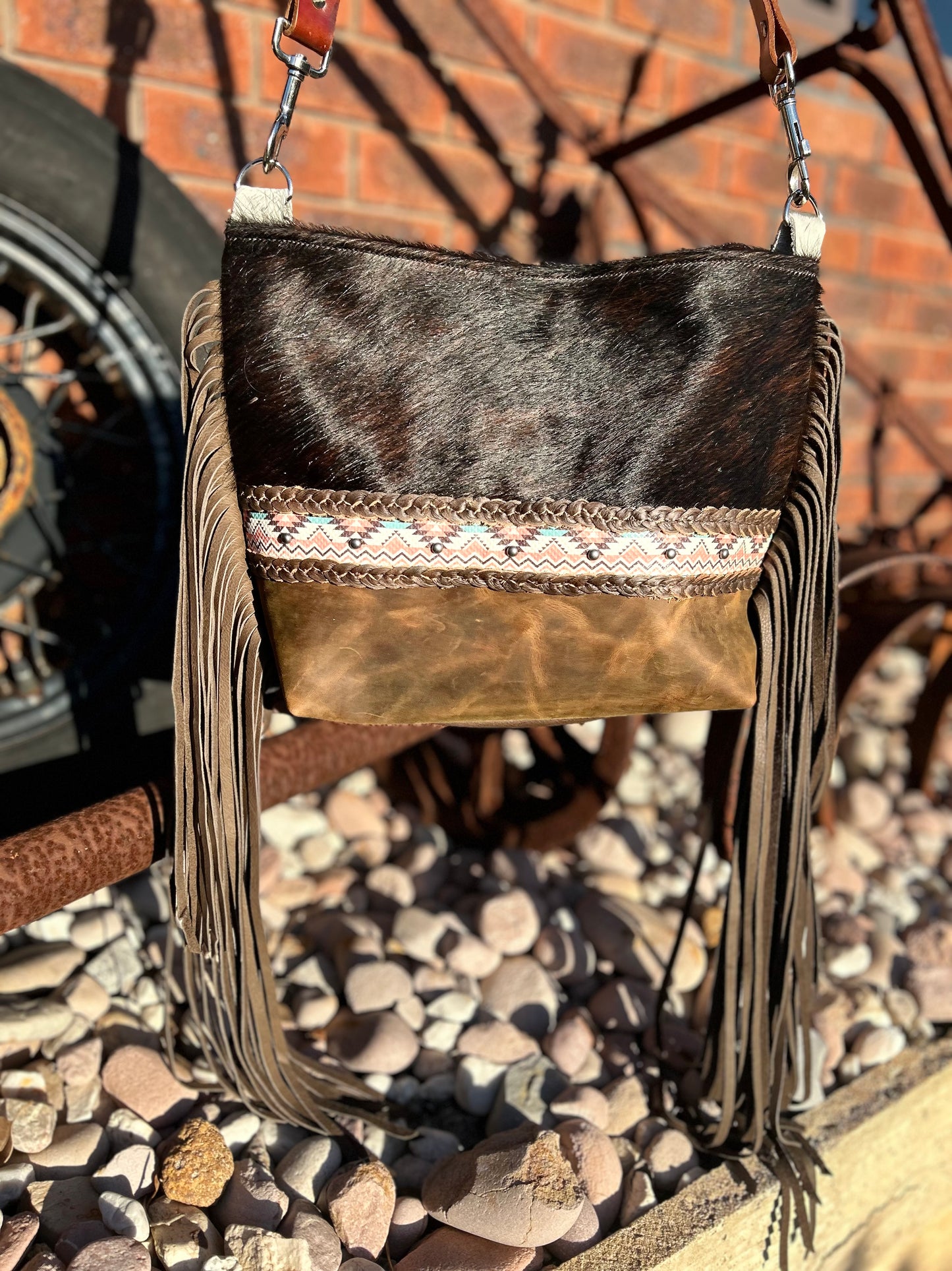 Arrow handbag 030