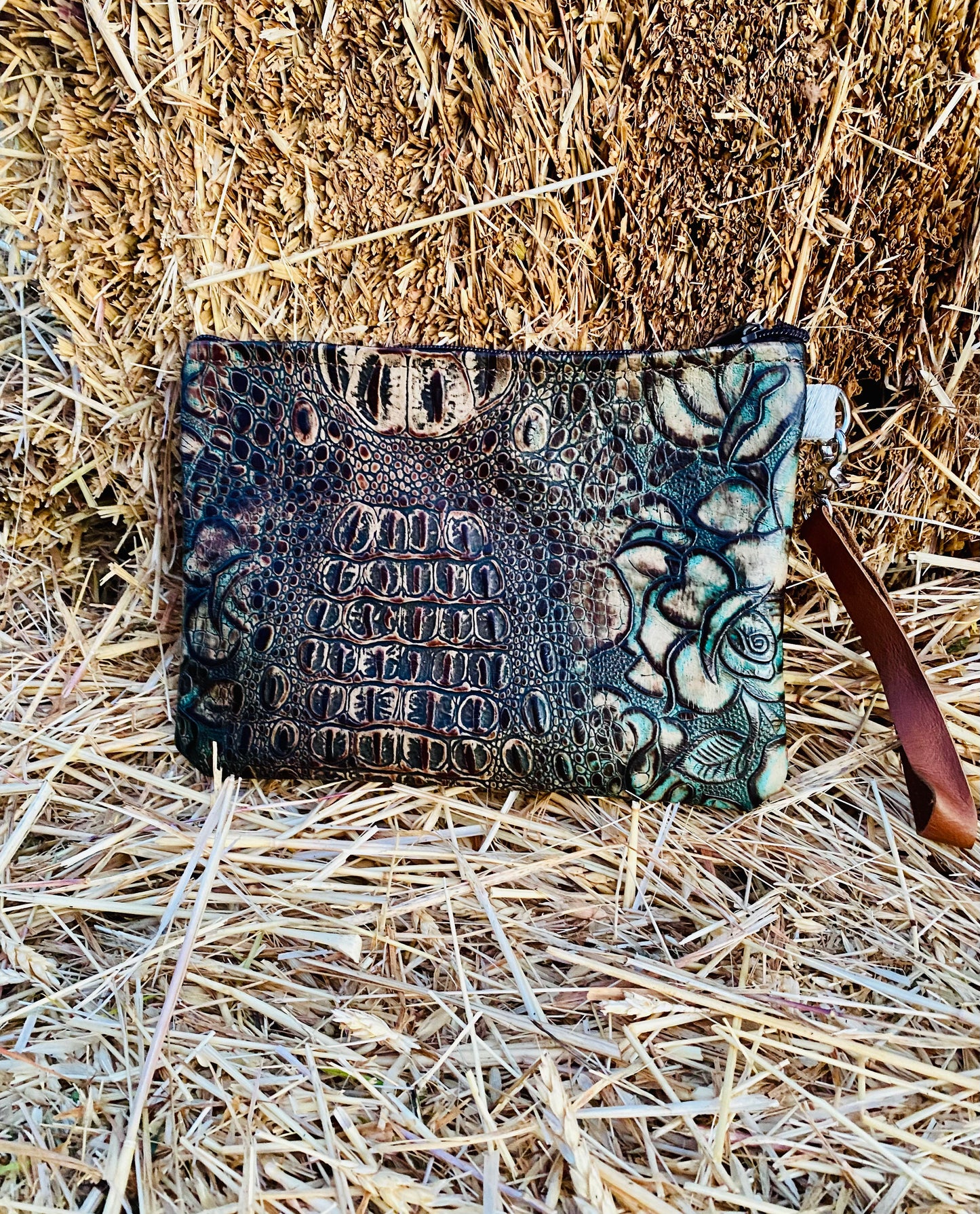 Bear Track Clutch 011
